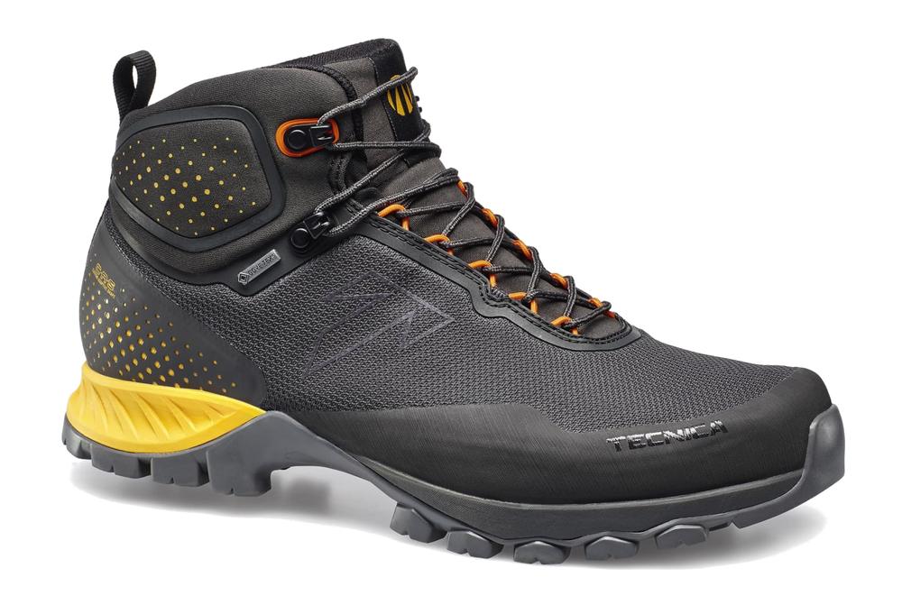 tecnica hiking boots